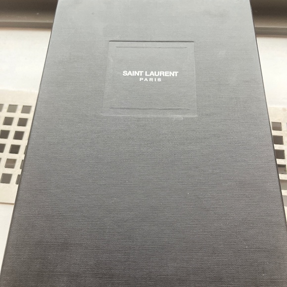 Saint Laurent Patent Leather Black Zoe Pumps - NEW - Picture 3 of 5